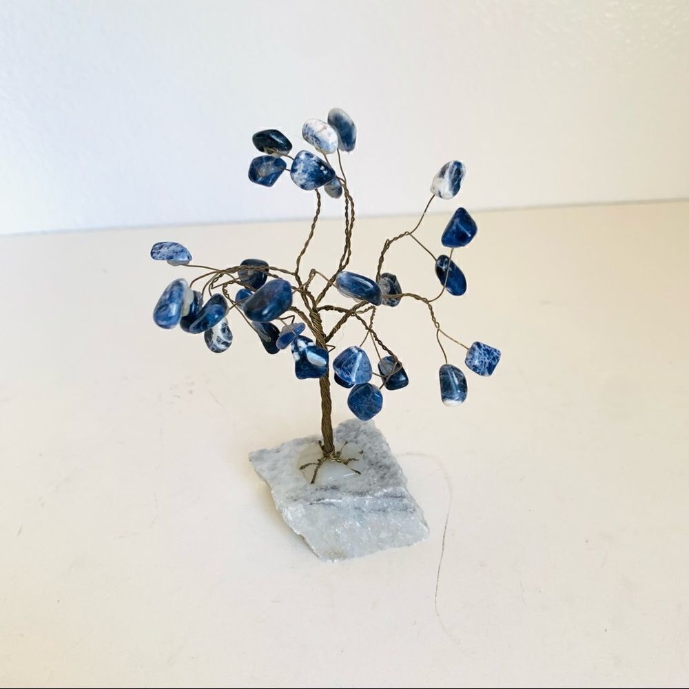 Sodalite Crystal Tree‎